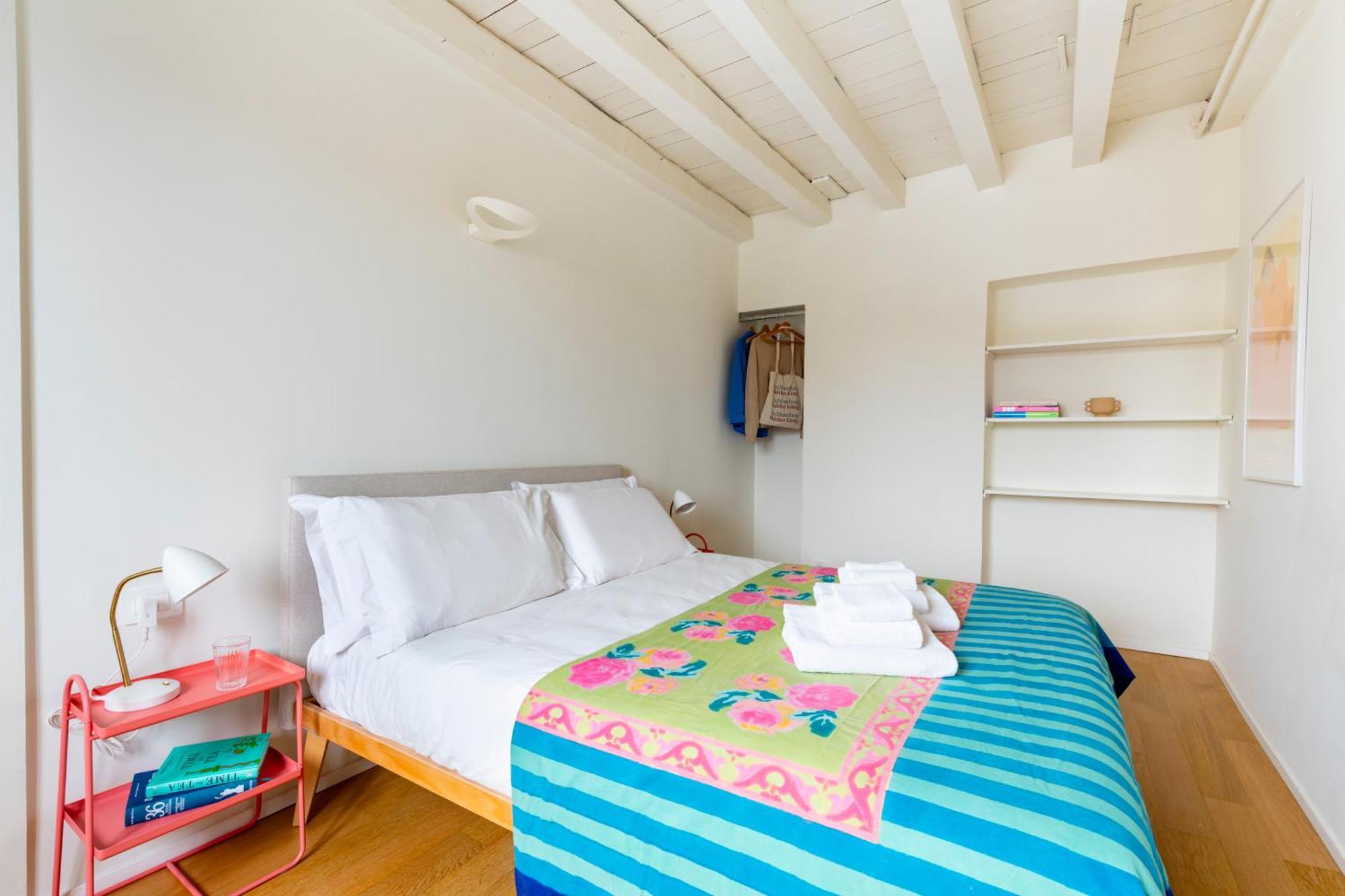Large & Comfy - A Few Steps From The Duomo Milan